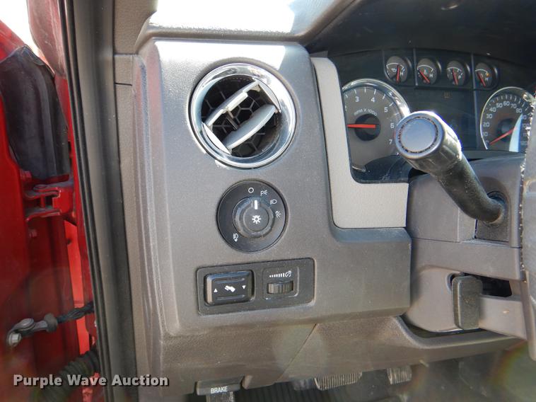 image for item DG0960 2010 Ford F150 XLT SuperCab pickup truck