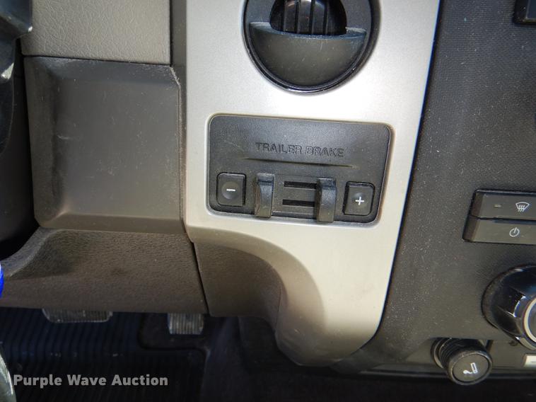 image for item DG0960 2010 Ford F150 XLT SuperCab pickup truck