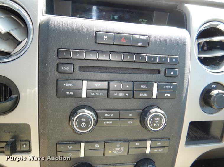 image for item DG0960 2010 Ford F150 XLT SuperCab pickup truck