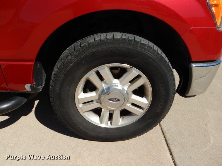 image for item DG0960 2010 Ford F150 XLT SuperCab pickup truck