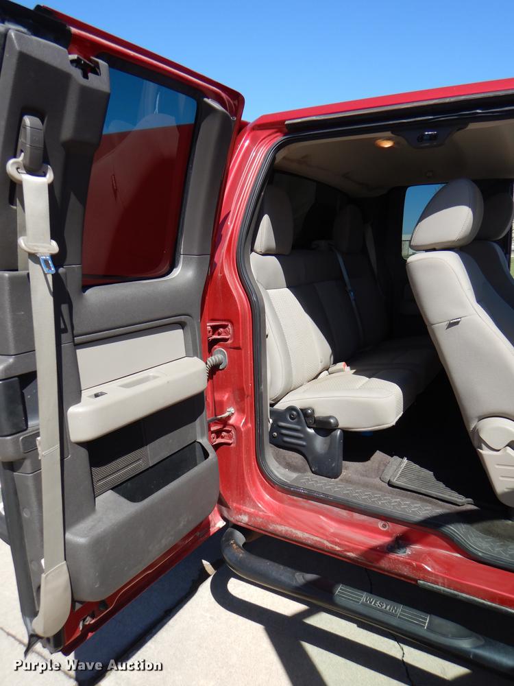 image for item DG0960 2010 Ford F150 XLT SuperCab pickup truck