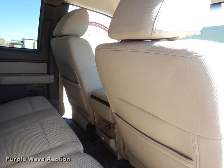 image for item DG0960 2010 Ford F150 XLT SuperCab pickup truck