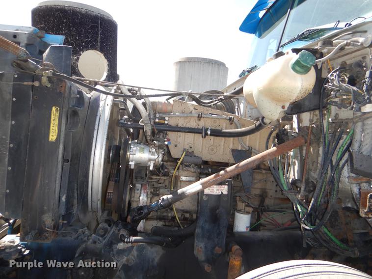 image for item DG0961 1991 White GMC WG service truck