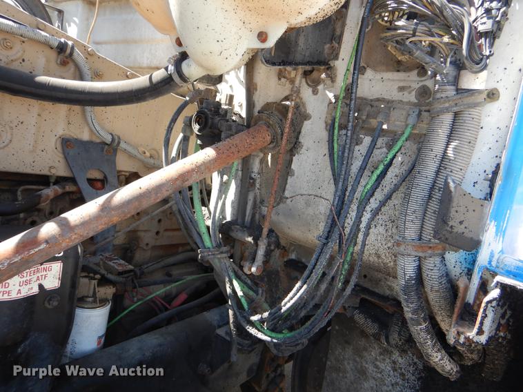 image for item DG0961 1991 White GMC WG service truck