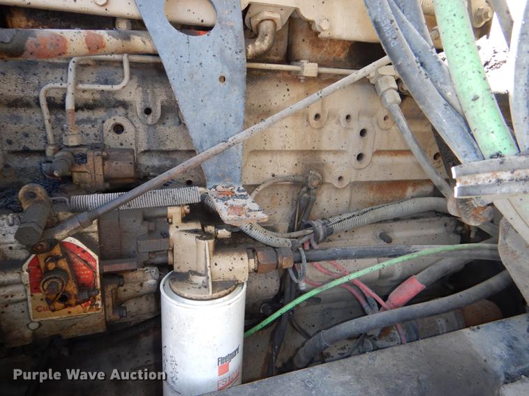 image for item DG0961 1991 White GMC WG service truck