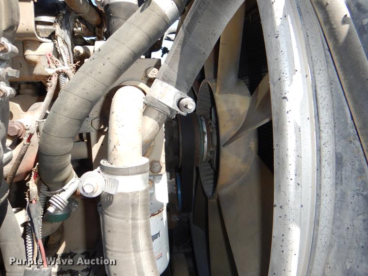 image for item DG0961 1991 White GMC WG service truck