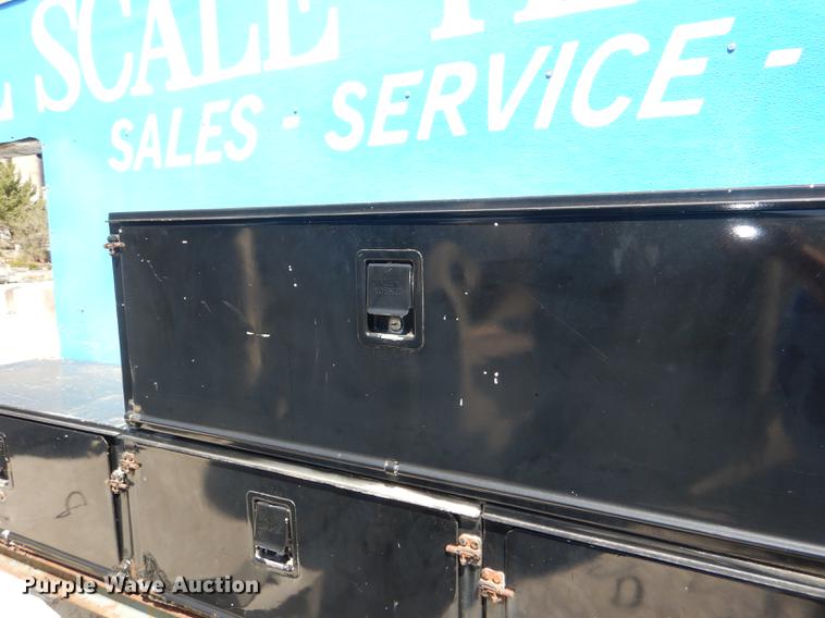 image for item DG0961 1991 White GMC WG service truck