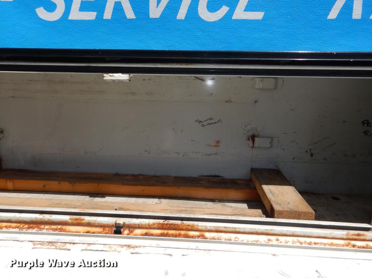 image for item DG0961 1991 White GMC WG service truck