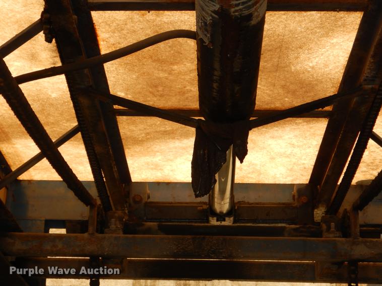 image for item DG0961 1991 White GMC WG service truck