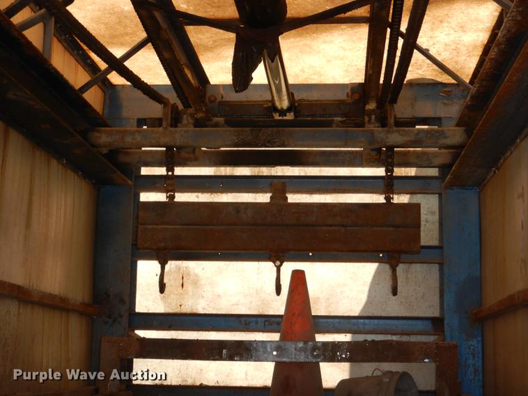 image for item DG0961 1991 White GMC WG service truck