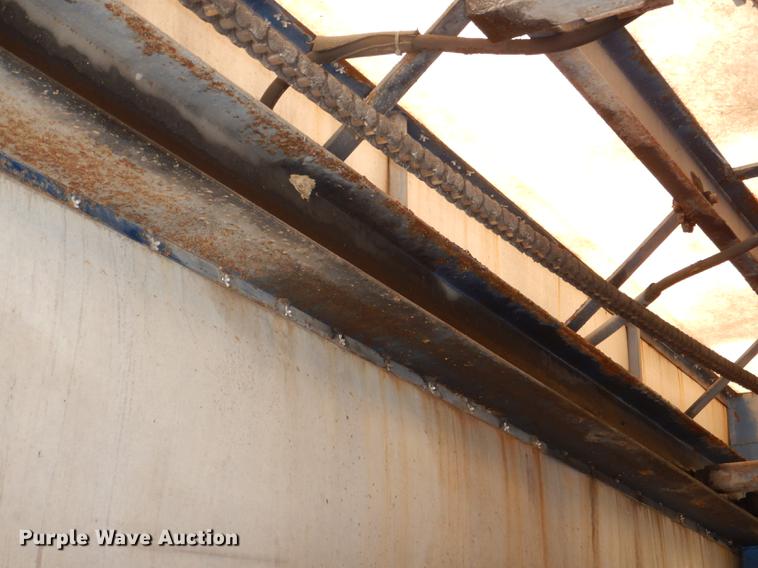 image for item DG0961 1991 White GMC WG service truck