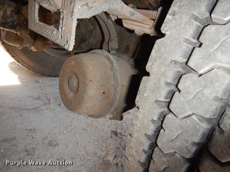 image for item DG0961 1991 White GMC WG service truck