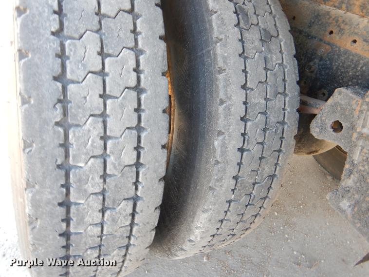 image for item DG0961 1991 White GMC WG service truck