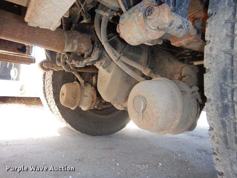 image for item DG0961 1991 White GMC WG service truck