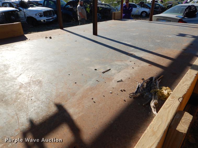 image for item DG0999 Flatbed