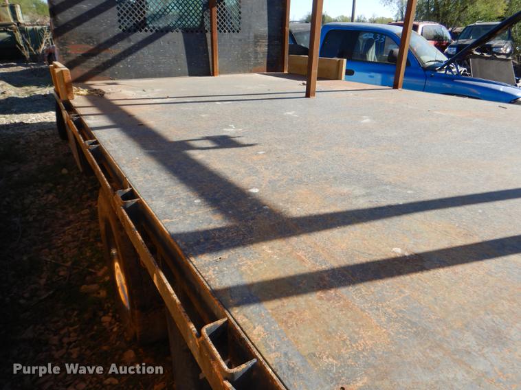 image for item DG0999 Flatbed