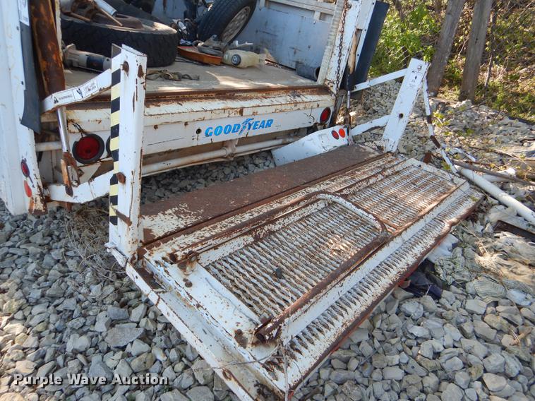 image for item DG1000 Utility bed