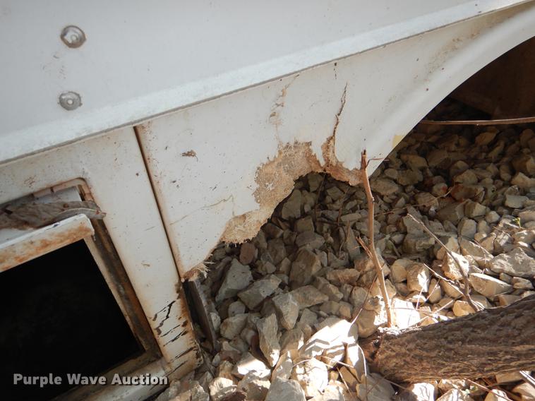 image for item DG1000 Utility bed