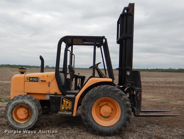 image for item DG1006 2006 JCB 930RTFL forklift