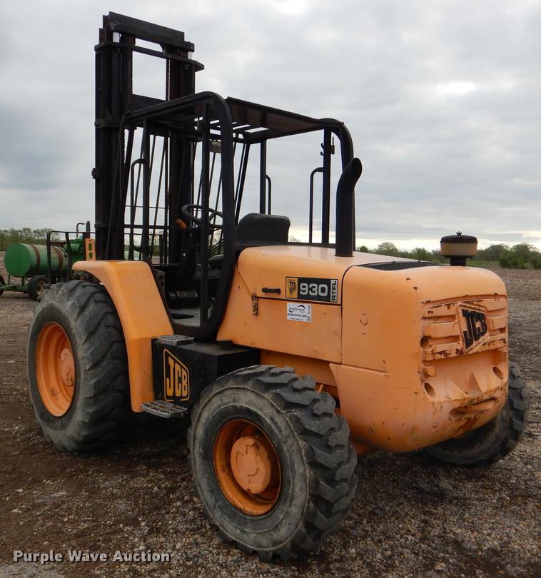 image for item DG1006 2006 JCB 930RTFL forklift