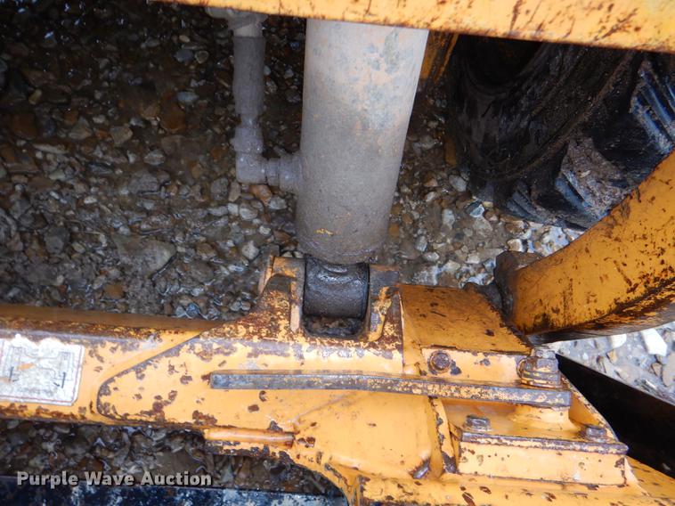 image for item DG1019 1998 Daewoo DSL601 skid steer