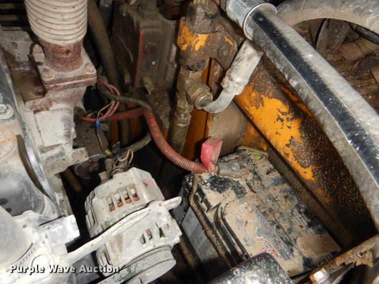 image for item DG1019 1998 Daewoo DSL601 skid steer