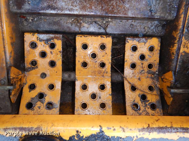 image for item DG1019 1998 Daewoo DSL601 skid steer