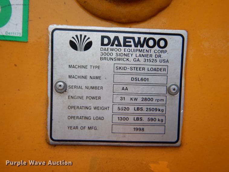 image for item DG1019 1998 Daewoo DSL601 skid steer
