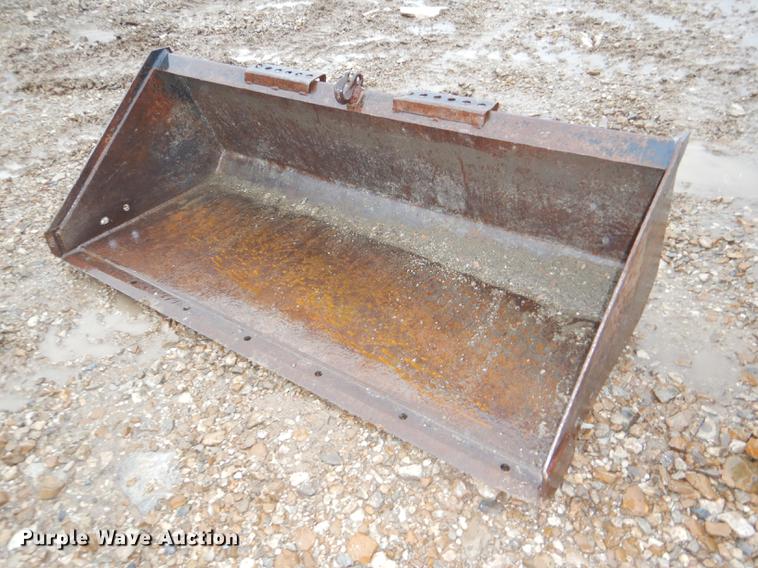 image for item DG1019 1998 Daewoo DSL601 skid steer