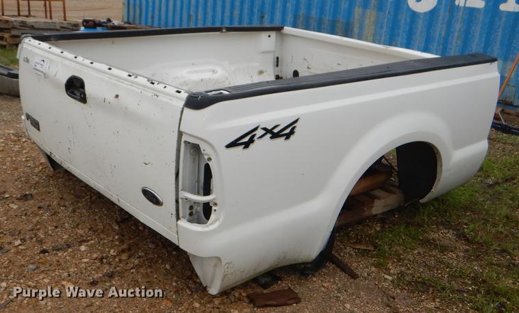 image for item DG1051 Pickup truck accessories