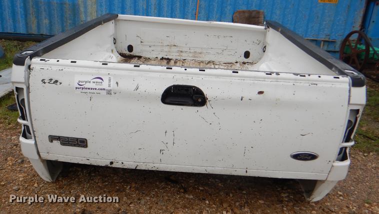 image for item DG1051 Pickup truck accessories