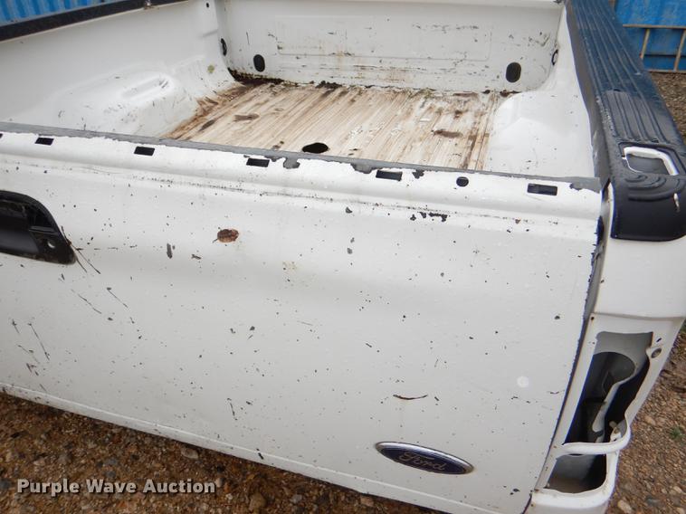 image for item DG1051 Pickup truck accessories