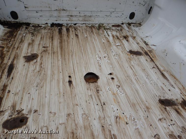 image for item DG1051 Pickup truck accessories