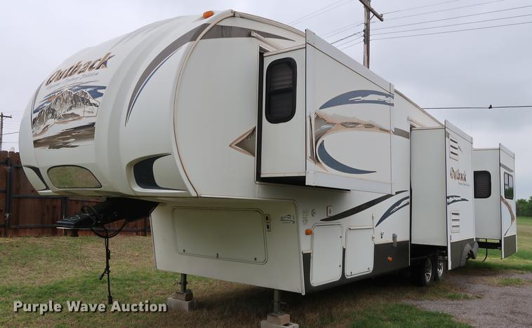 image for item DG3417 2010 Keystone Outback Sydney Edition camper