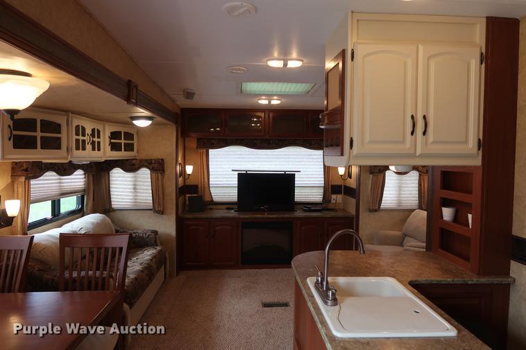 image for item DG3417 2010 Keystone Outback Sydney Edition camper