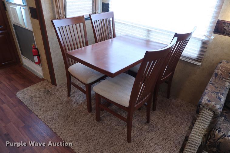 image for item DG3417 2010 Keystone Outback Sydney Edition camper