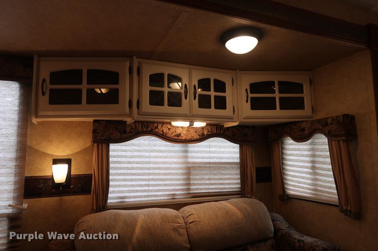 image for item DG3417 2010 Keystone Outback Sydney Edition camper