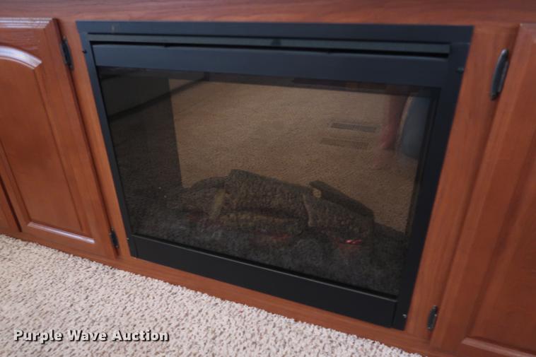 image for item DG3417 2010 Keystone Outback Sydney Edition camper