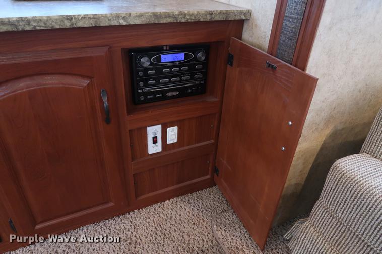 image for item DG3417 2010 Keystone Outback Sydney Edition camper