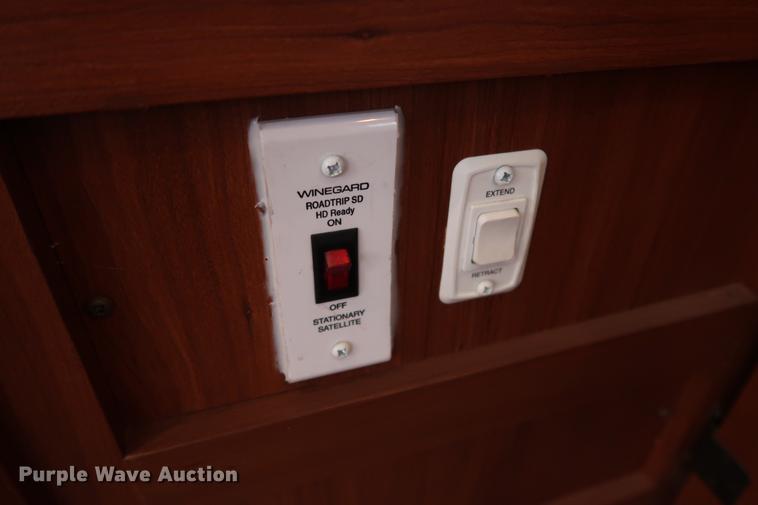 image for item DG3417 2010 Keystone Outback Sydney Edition camper