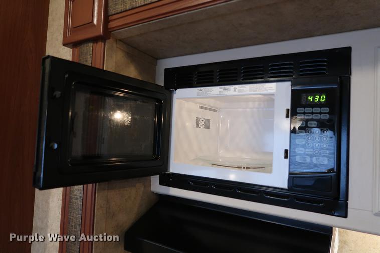 image for item DG3417 2010 Keystone Outback Sydney Edition camper