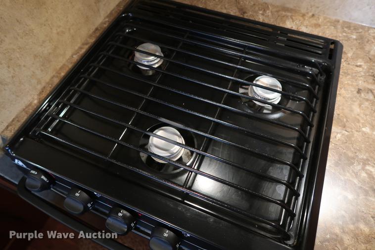 image for item DG3417 2010 Keystone Outback Sydney Edition camper