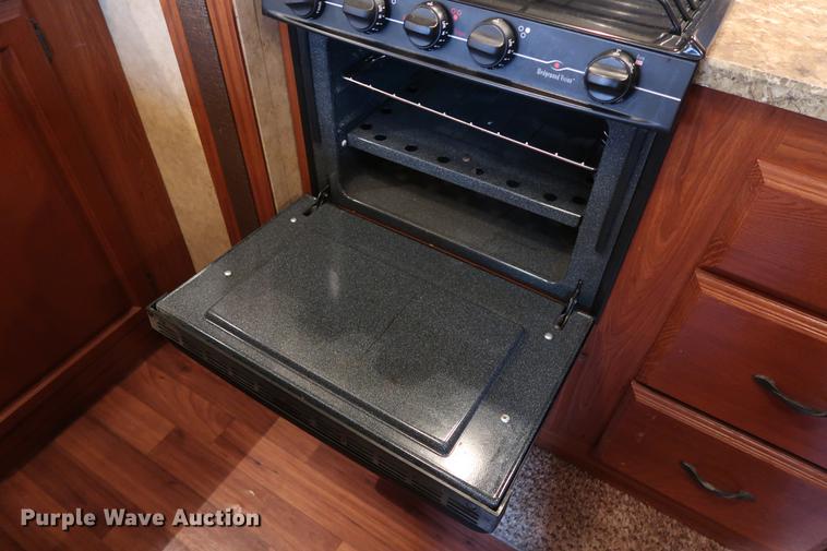 image for item DG3417 2010 Keystone Outback Sydney Edition camper