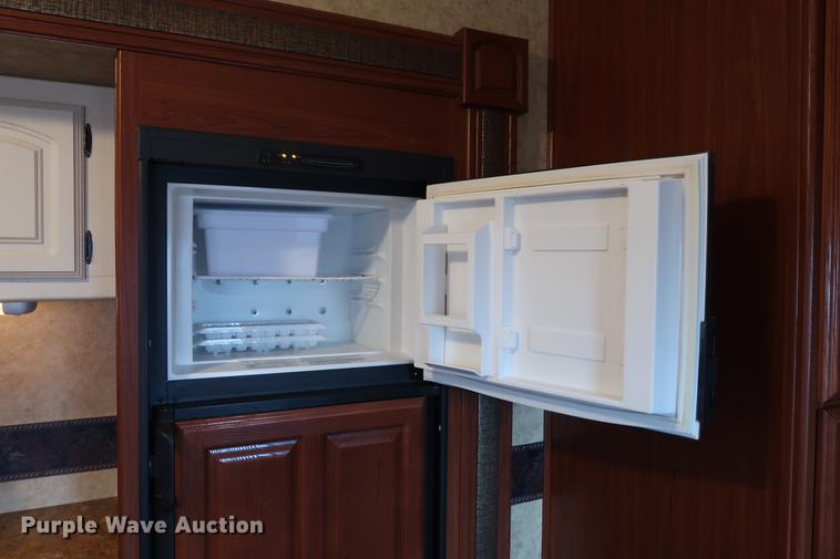 image for item DG3417 2010 Keystone Outback Sydney Edition camper