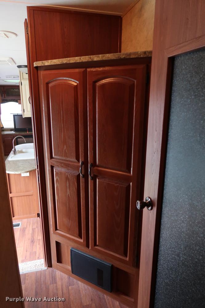 image for item DG3417 2010 Keystone Outback Sydney Edition camper