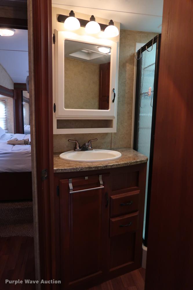 image for item DG3417 2010 Keystone Outback Sydney Edition camper