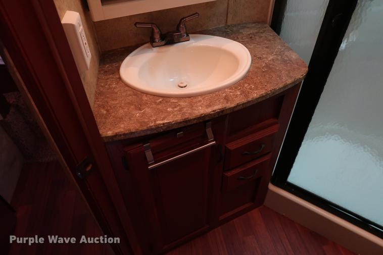 image for item DG3417 2010 Keystone Outback Sydney Edition camper