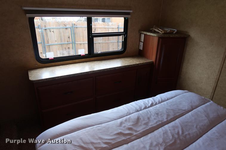 image for item DG3417 2010 Keystone Outback Sydney Edition camper