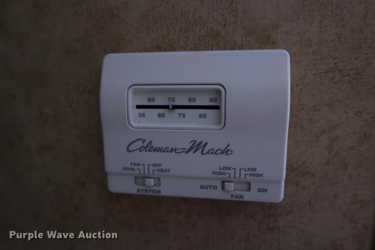 image for item DG3417 2010 Keystone Outback Sydney Edition camper