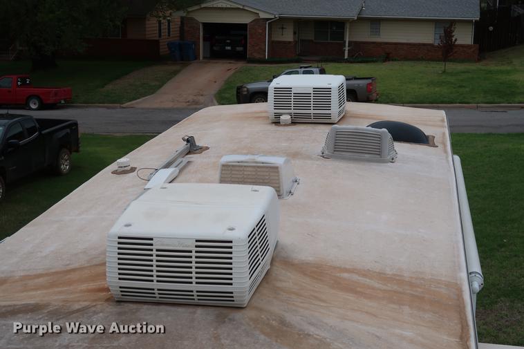 image for item DG3417 2010 Keystone Outback Sydney Edition camper